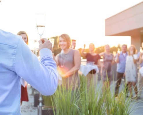 Mitarbeiterveranstaltungen Events Corde Concepts Rede Toast Draußen